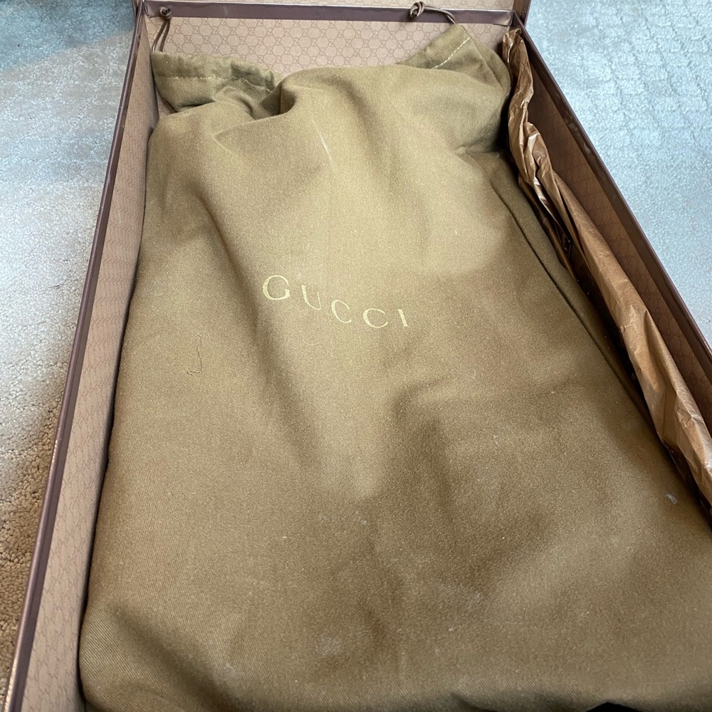Gucci Logo Boots - Picture 8 of 10